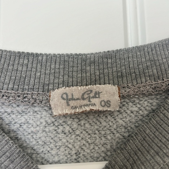 john galt brandy melville gray malibu crewneck - Picture 3 of 3